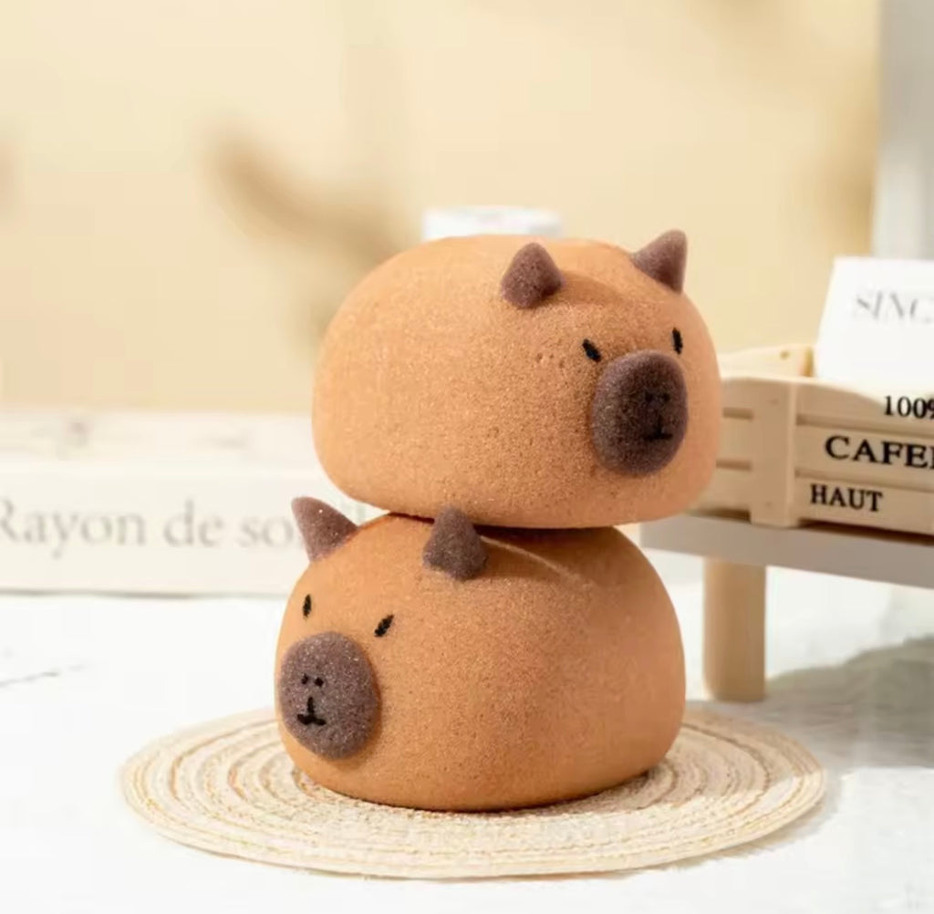 Capybara, Pet Sponge