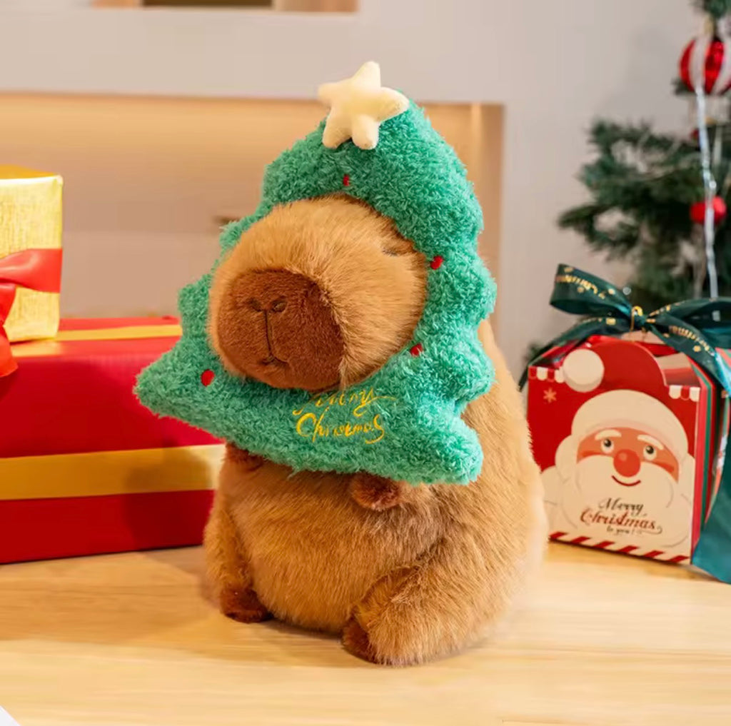 Capybara, Christmas Tree Hat